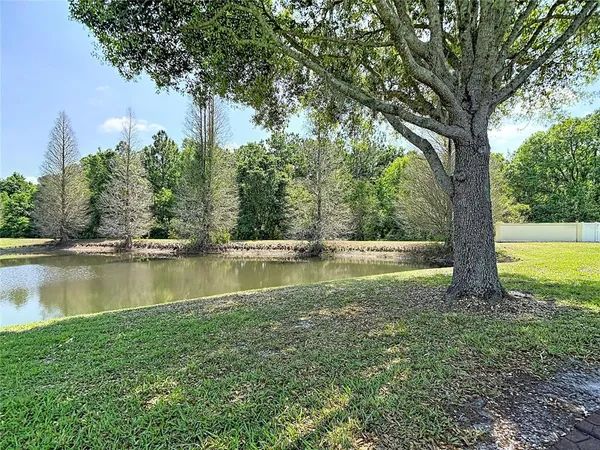 $295,000 | 31965 Stillmeadow Drive, Wesley Chapel, FL 33543