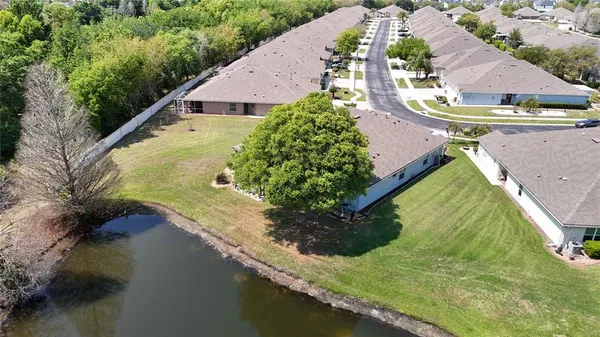 $295,000 | 31965 Stillmeadow Drive, Wesley Chapel, FL 33543