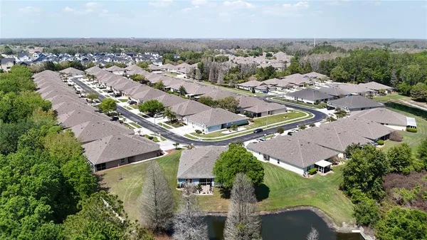 $295,000 | 31965 Stillmeadow Drive, Wesley Chapel, FL 33543
