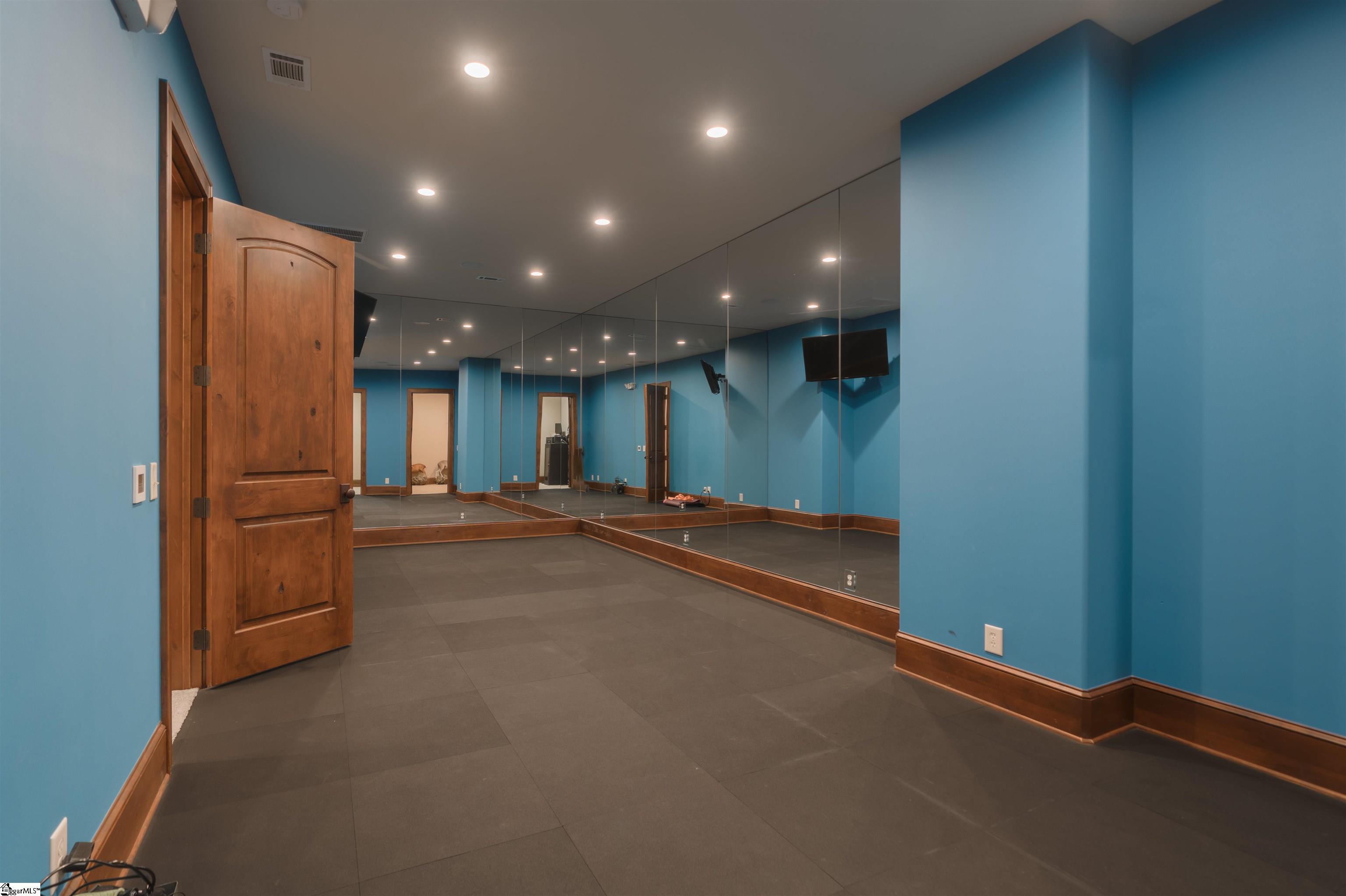 20 Babbs Hollow Road Greenville, SC 29607 - Photo 33 of 36