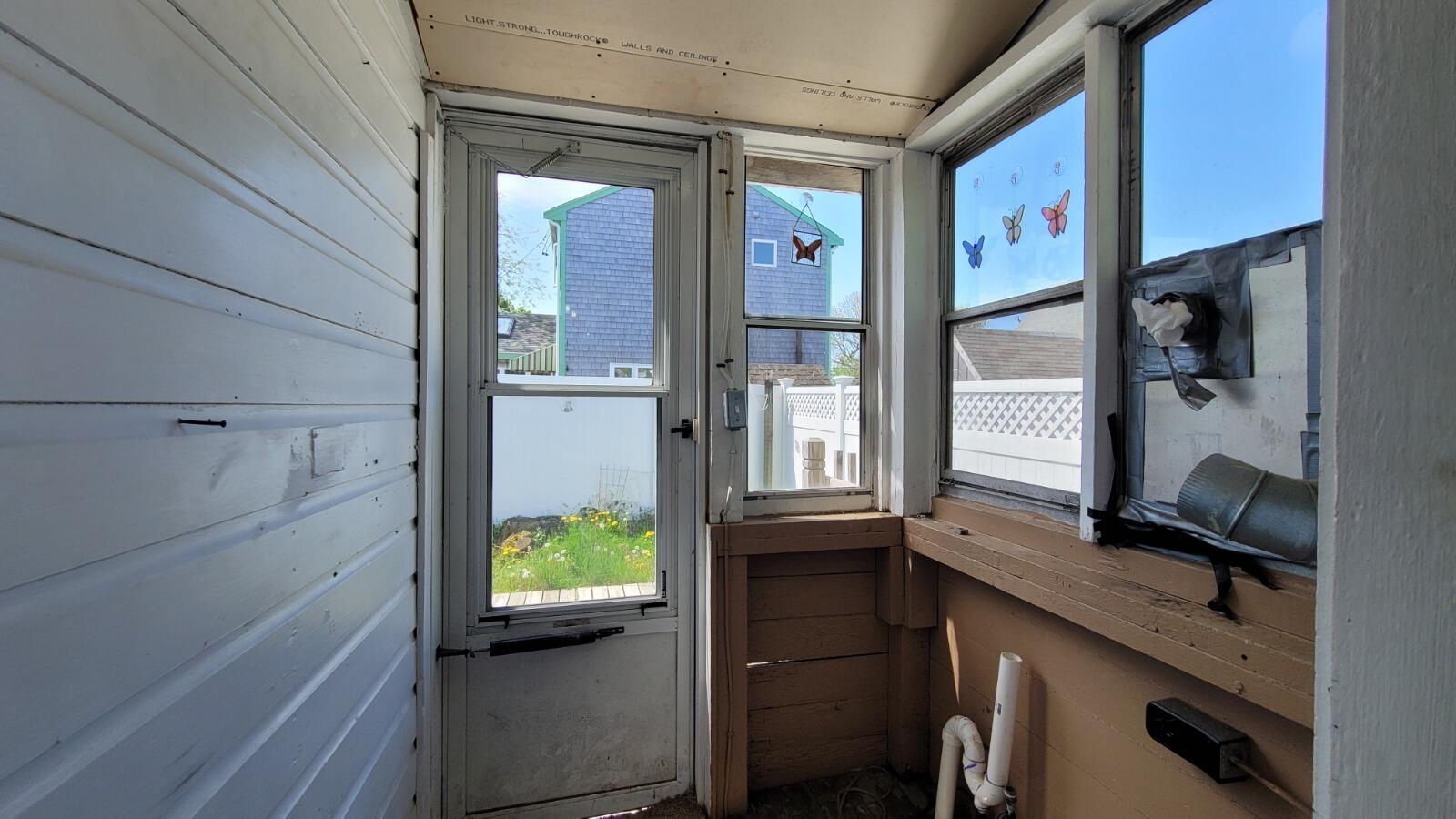 5 Dale Avenue Onset, MA 02558 - Photo 8 of 18 Porch