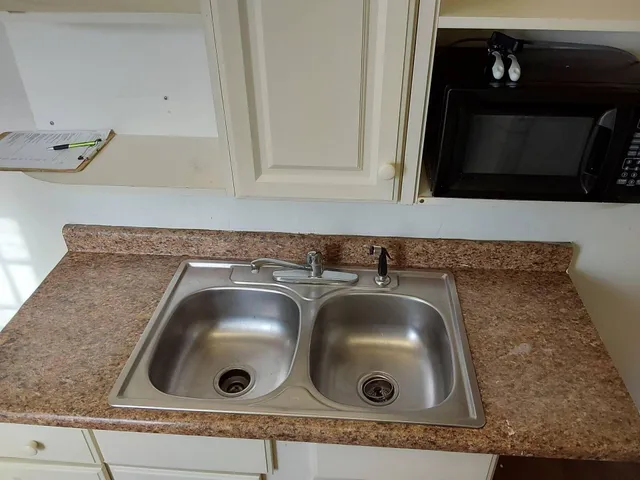 $99,900 | 505-507 2nd Street, Jackson, MI 49203