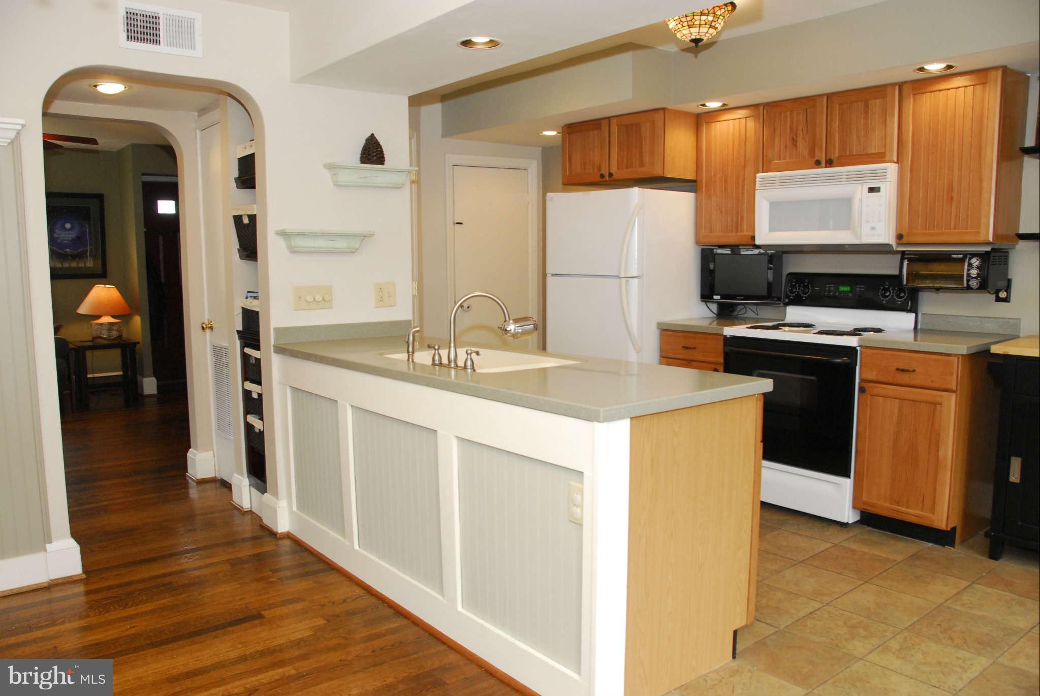 5702 Ranny Road Baltimore, MD 21209 - Photo 8 of 28 Kitchen