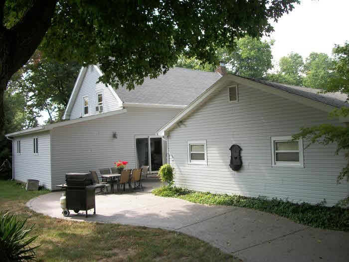 938 North Hillcrest Road Vincennes, IN 47591 - Photo 11 of 12 Gallery Image 11