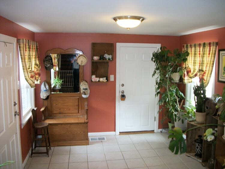 938 North Hillcrest Road Vincennes, IN 47591 - Photo 5 of 12 Gallery Image 5