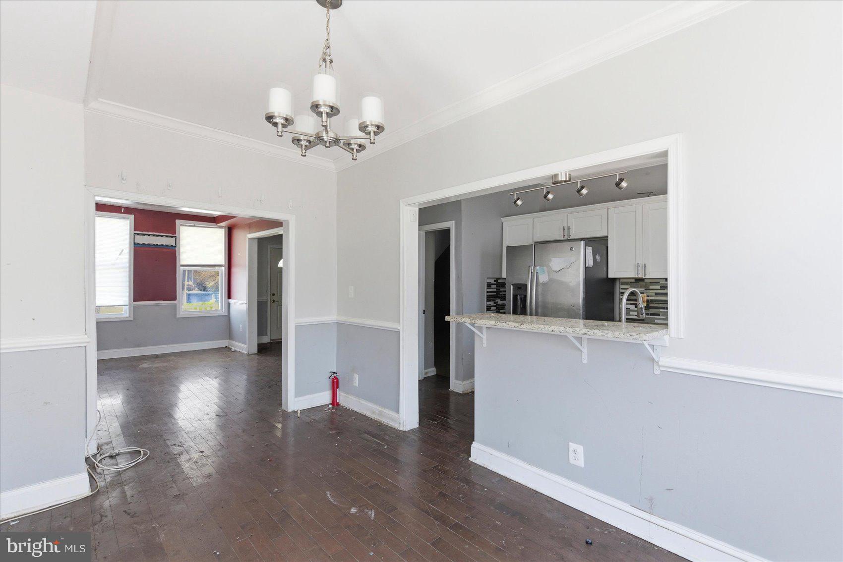 209 South Tremont Road Baltimore, MD 21229 - Photo 11 of 34