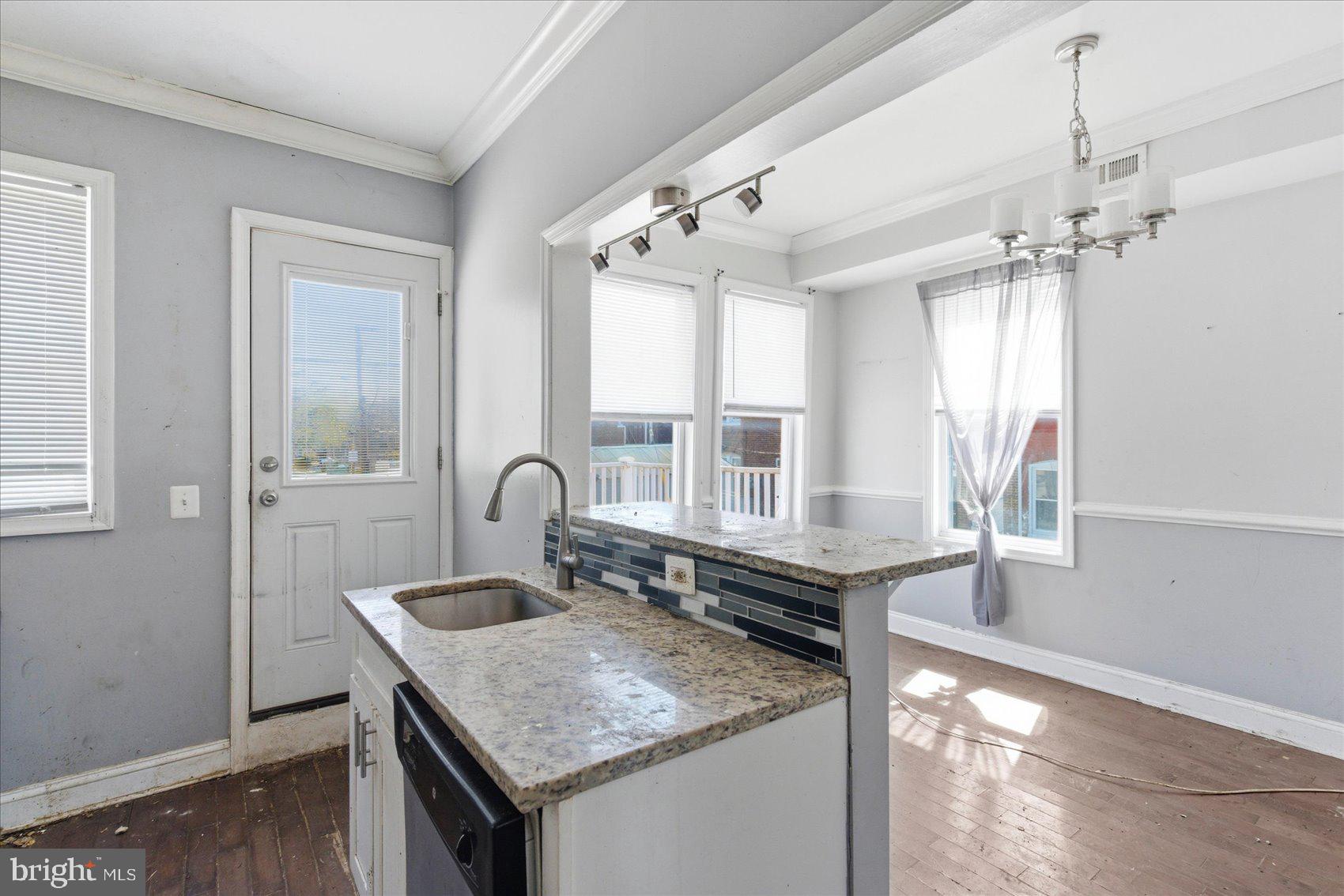 209 South Tremont Road Baltimore, MD 21229 - Photo 14 of 34