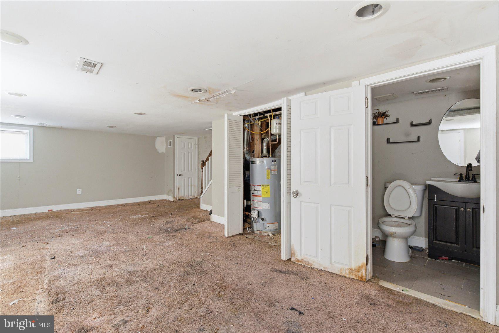 209 South Tremont Road Baltimore, MD 21229 - Photo 18 of 34