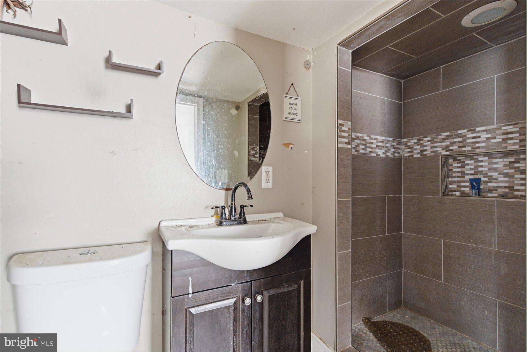 209 South Tremont Road Baltimore, MD 21229 - Photo 19 of 34