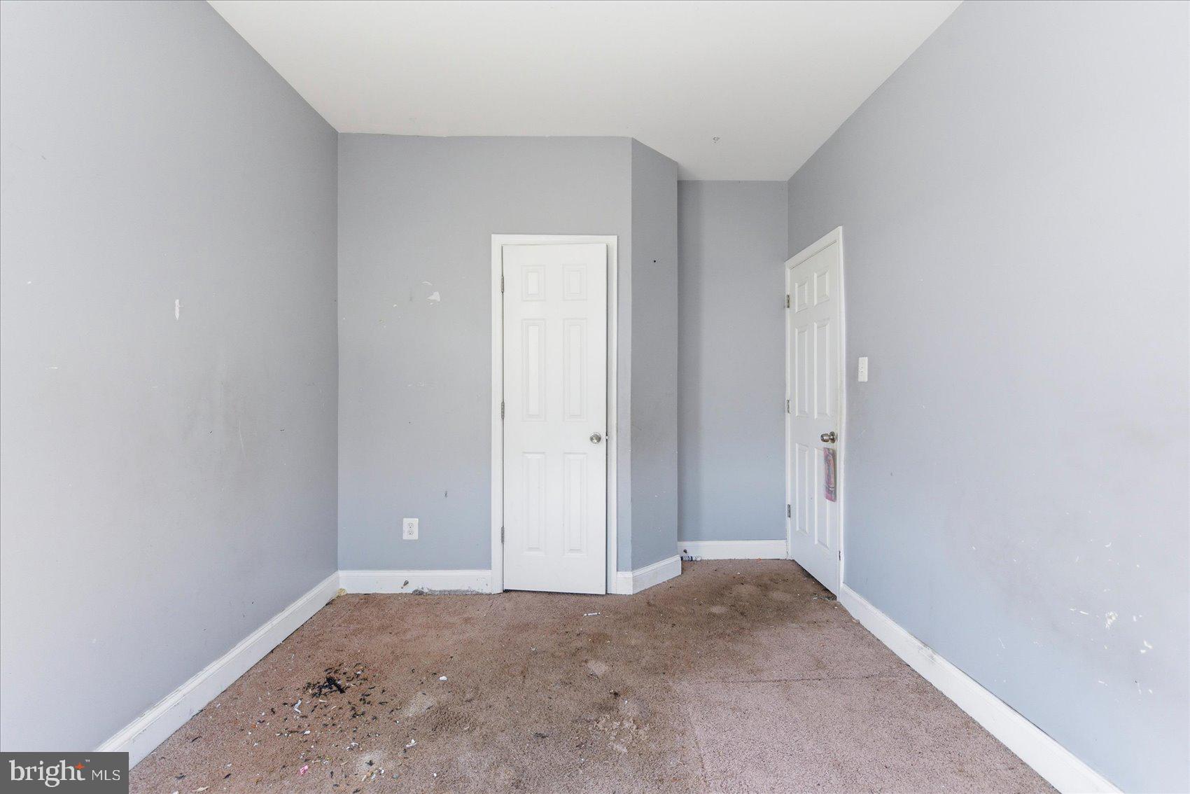 209 South Tremont Road Baltimore, MD 21229 - Photo 23 of 34