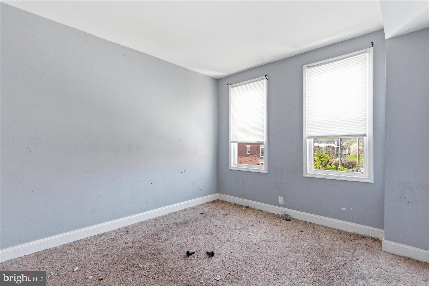 209 South Tremont Road Baltimore, MD 21229 - Photo 25 of 34