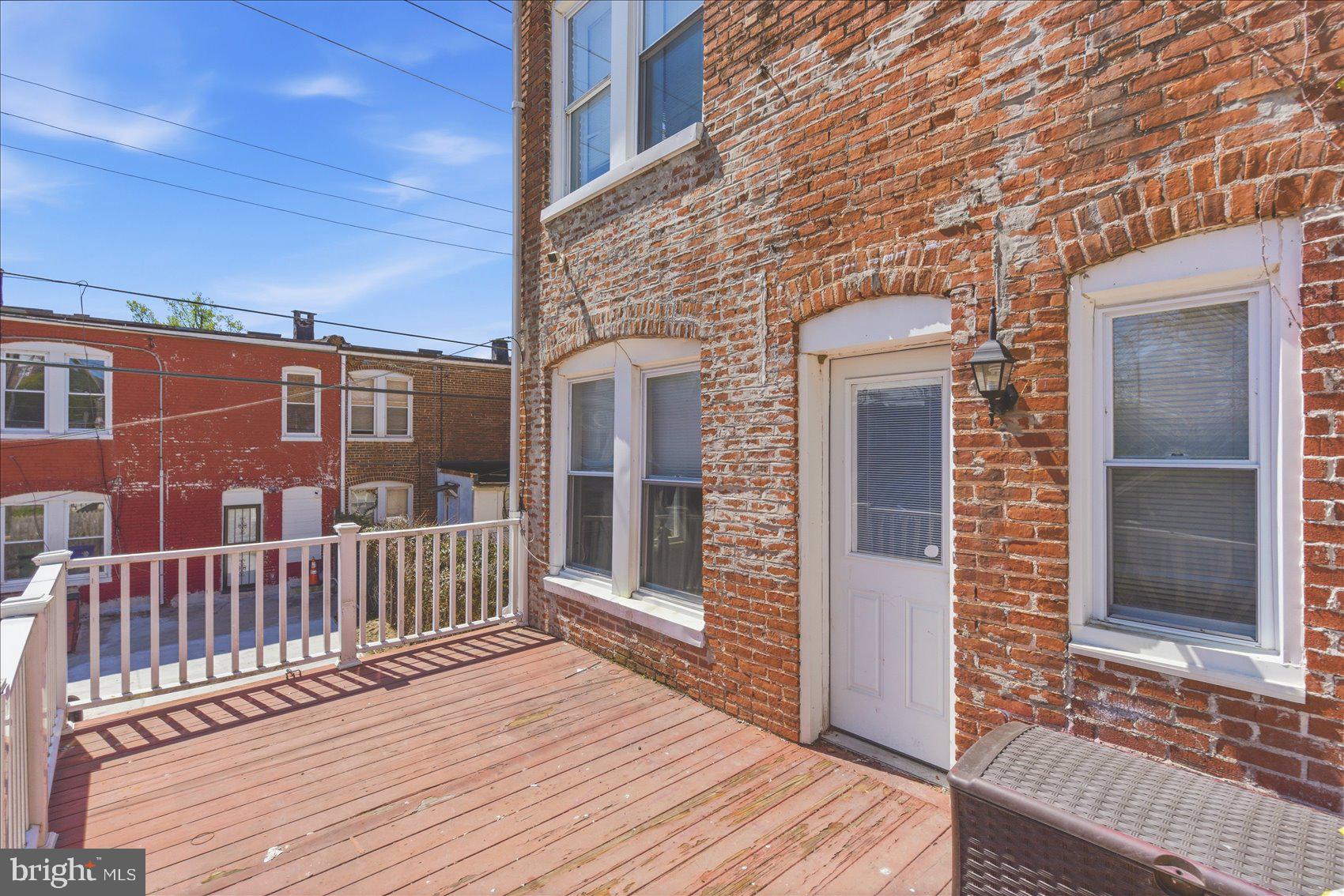 209 South Tremont Road Baltimore, MD 21229 - Photo 31 of 34