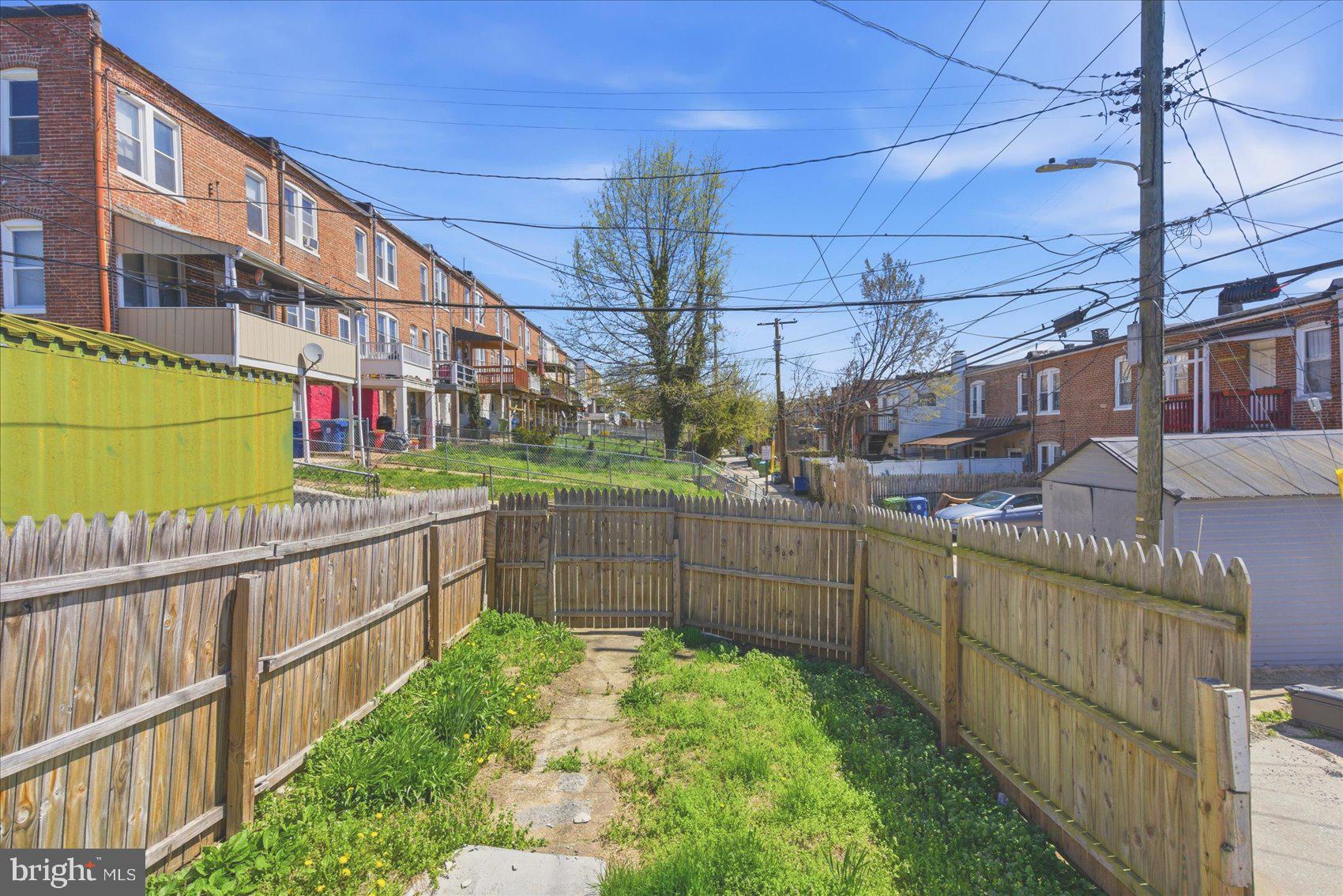 209 South Tremont Road Baltimore, MD 21229 - Photo 32 of 34