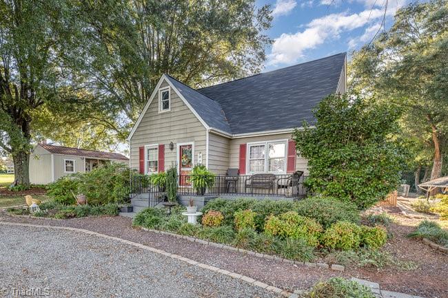 4237 Siloam Road East Bend, NC 27018 - Photo 3 of 29 Gallery Image 3
