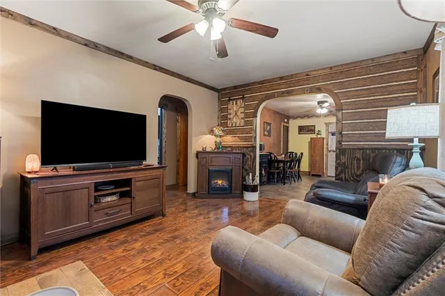 $160,000 | 44 Franklin Avenue, Ellwood City, PA 16117