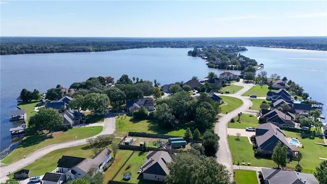 $325,000 | 13208 Riverlake Drive, Covington, LA 70435