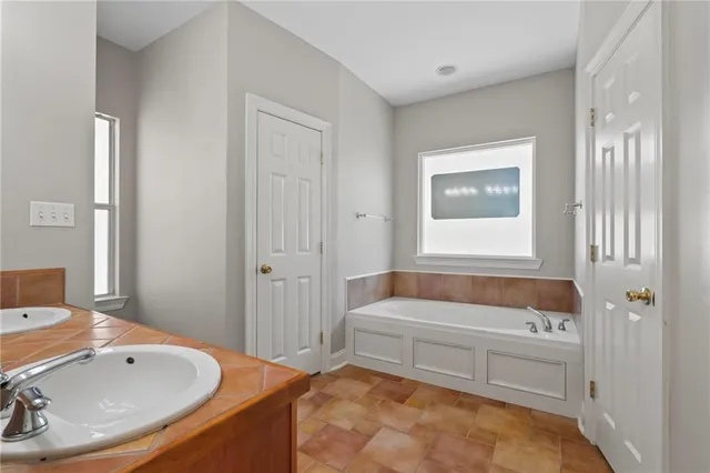 $325,000 | 13208 Riverlake Drive, Covington, LA 70435