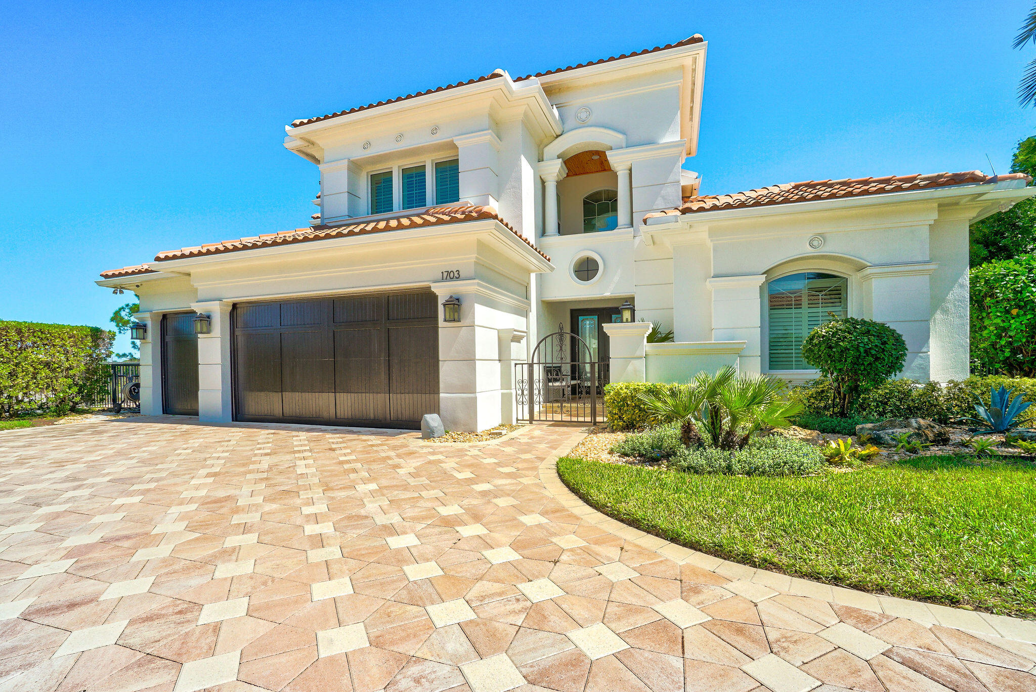 1703 West Hemingway Drive Juno Beach, FL 33408 - Photo 2 of 54 1703WHemingwayDrive-2022(7)