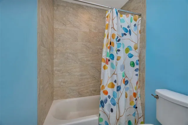 $979,000 | 18 Country Club Court, St. Simons Island, GA 31522