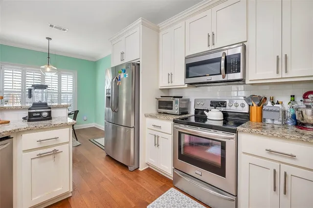 $979,000 | 18 Country Club Court, St. Simons Island, GA 31522