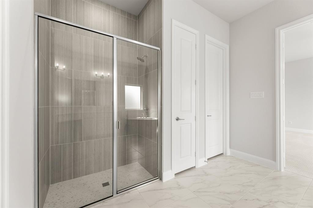 132 Evanston Court Rhome, TX 76078 - Photo 27 of 40 132 Evanston-Primary Suite-4