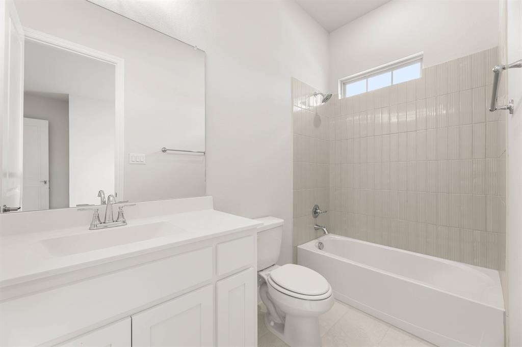132 Evanston Court Rhome, TX 76078 - Photo 33 of 40 132 Evanston-Bathroom-1