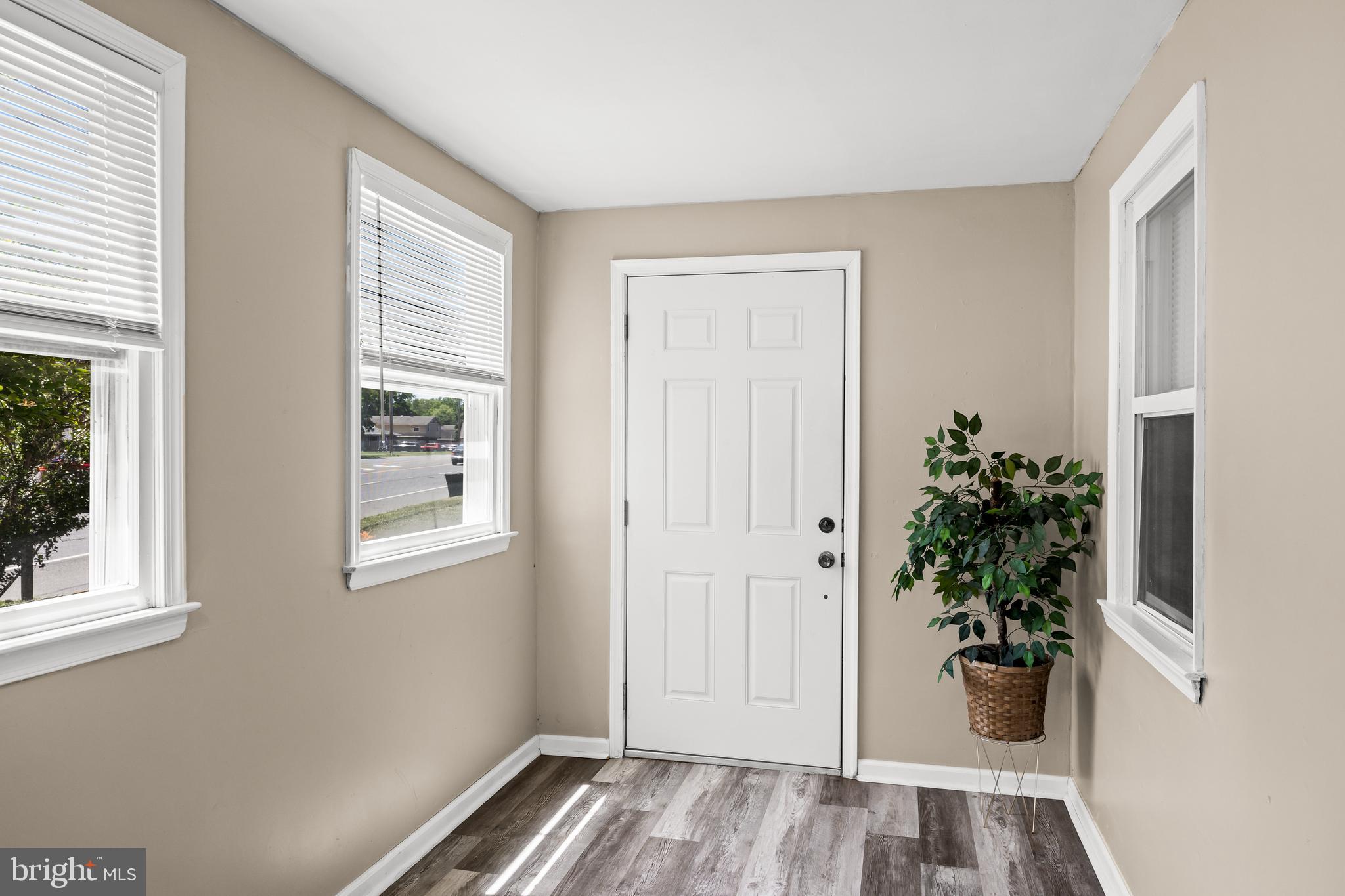 155 West Hampton Street Pemberton, NJ 08068 - Photo 4 of 33