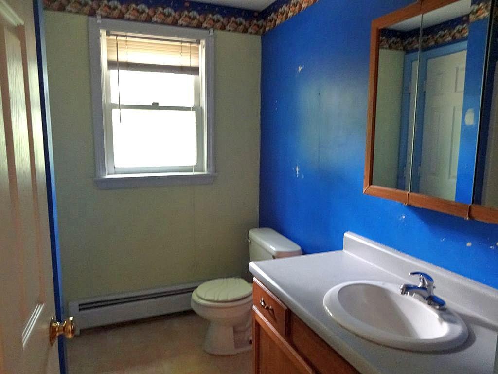 112 Old Portland Road North Waterboro, ME 04061 - Photo 16 of 22 Photo