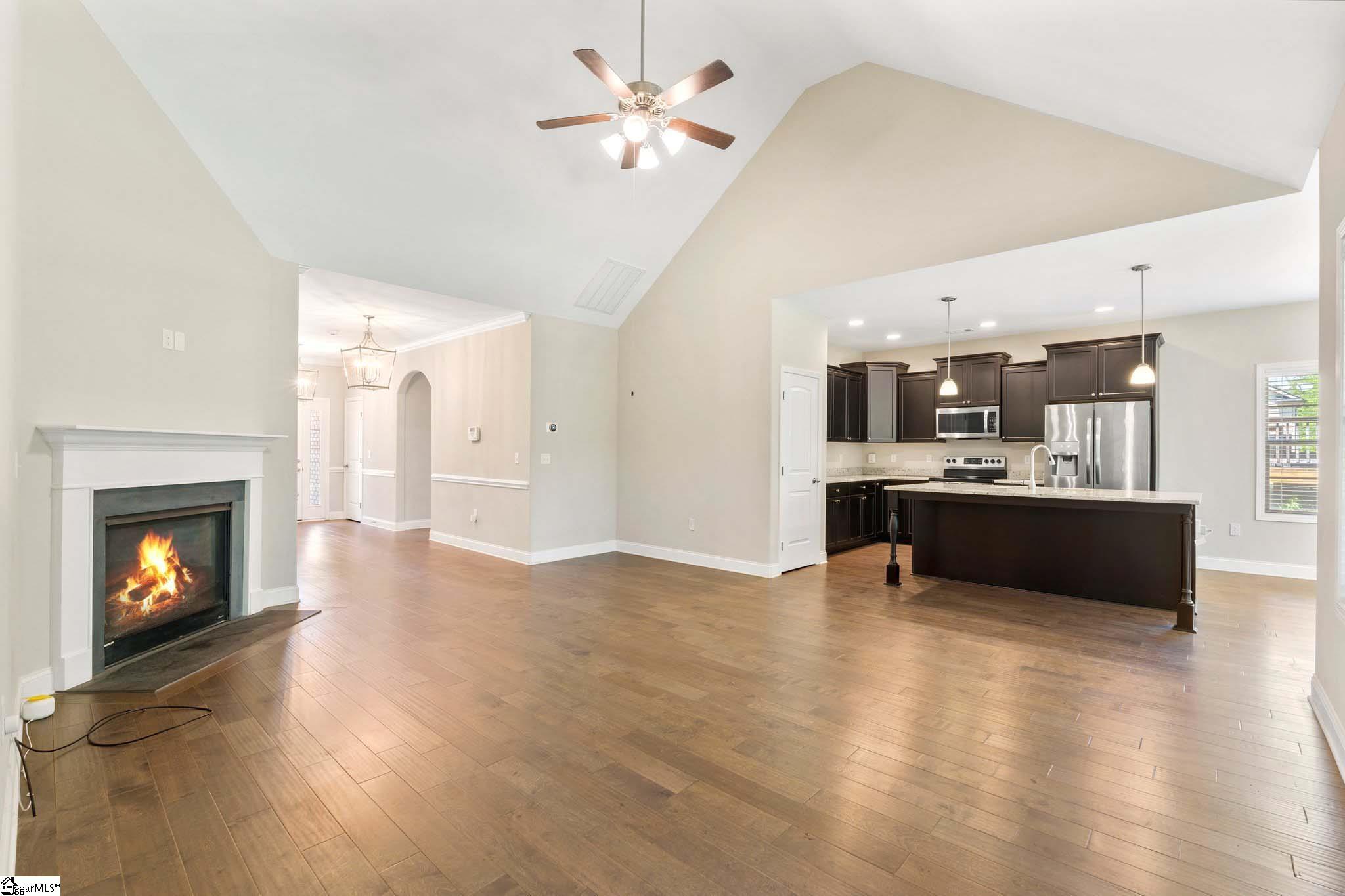 211 Scalybark Road Greenville, SC 29617 - Photo 5 of 36