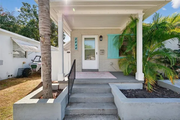 $3,500 | 2444 34th Avenue North, St. Petersburg, FL 33713