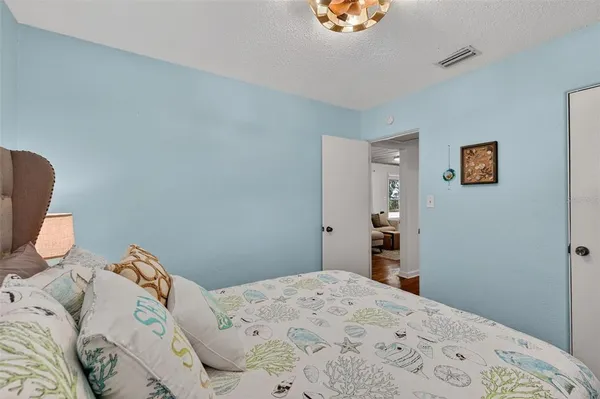 $3,500 | 2444 34th Avenue North, St. Petersburg, FL 33713