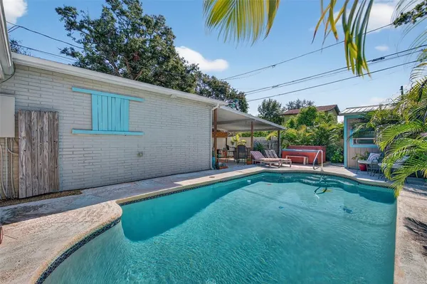 $3,500 | 2444 34th Avenue North, St. Petersburg, FL 33713