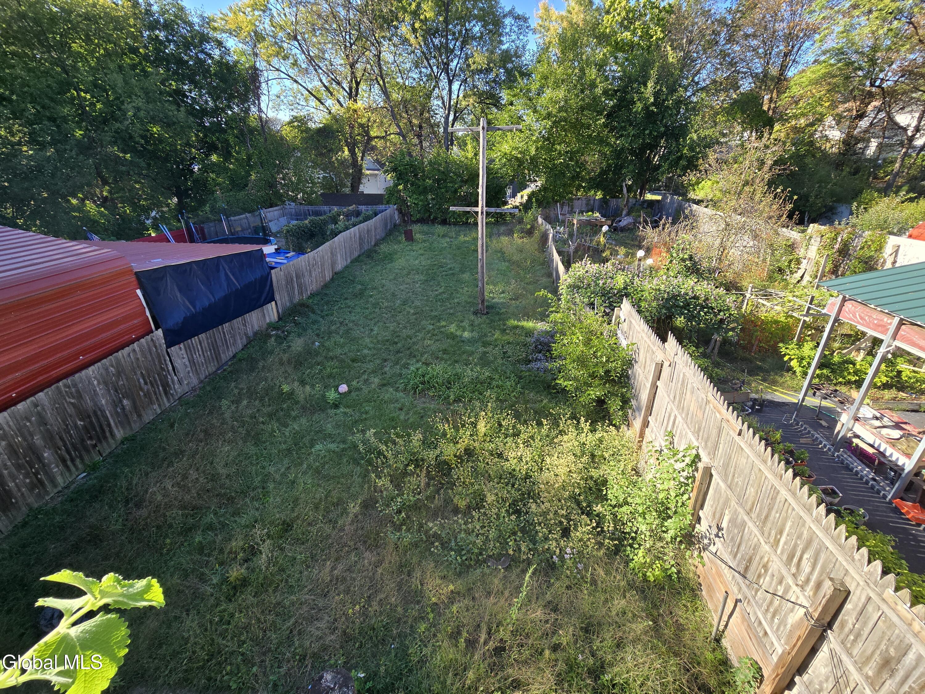 231 Division Street Schenectady, NY 12304 - Photo 9 of 9 231 Division - Backyard