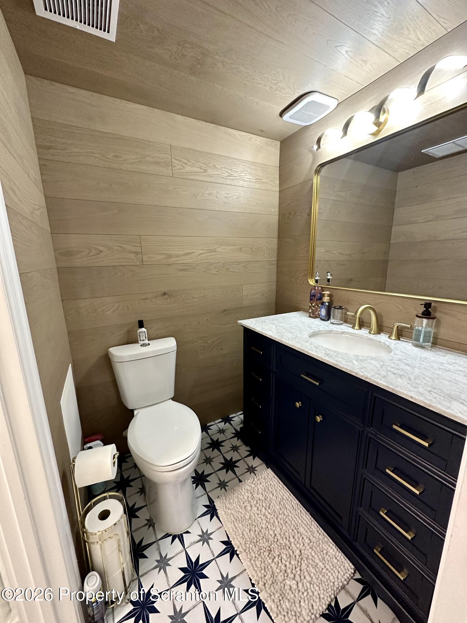 1210 Summit Pointe Scranton, PA 18508 - Photo 18 of 35 IMG_9017