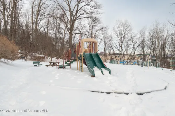 $179,400 | 1210 Summit Pointe, Scranton, PA 18508