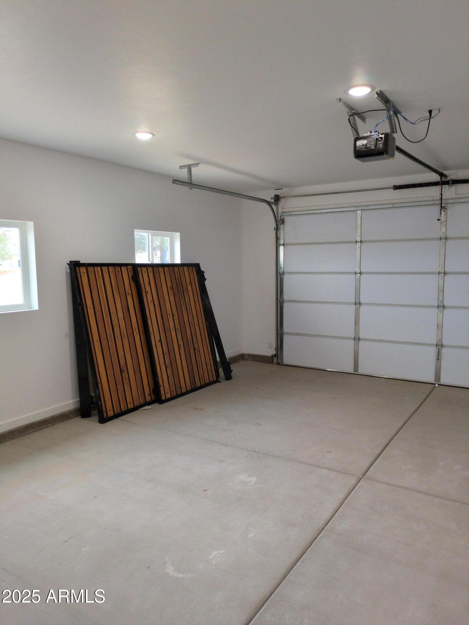 624 West Mohawk Drive Safford, AZ 85546 - Photo 11 of 14 17430179445088677331398087128537 Lee Rog