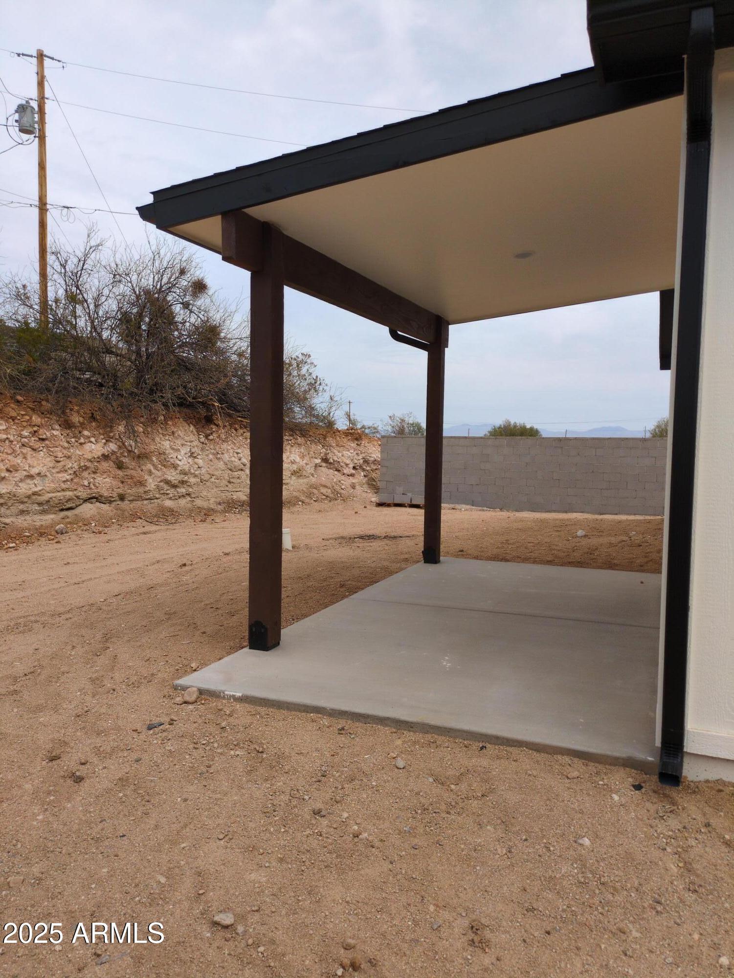 624 West Mohawk Drive Safford, AZ 85546 - Photo 12 of 14 17430179941019114347295521584853 Lee Rog