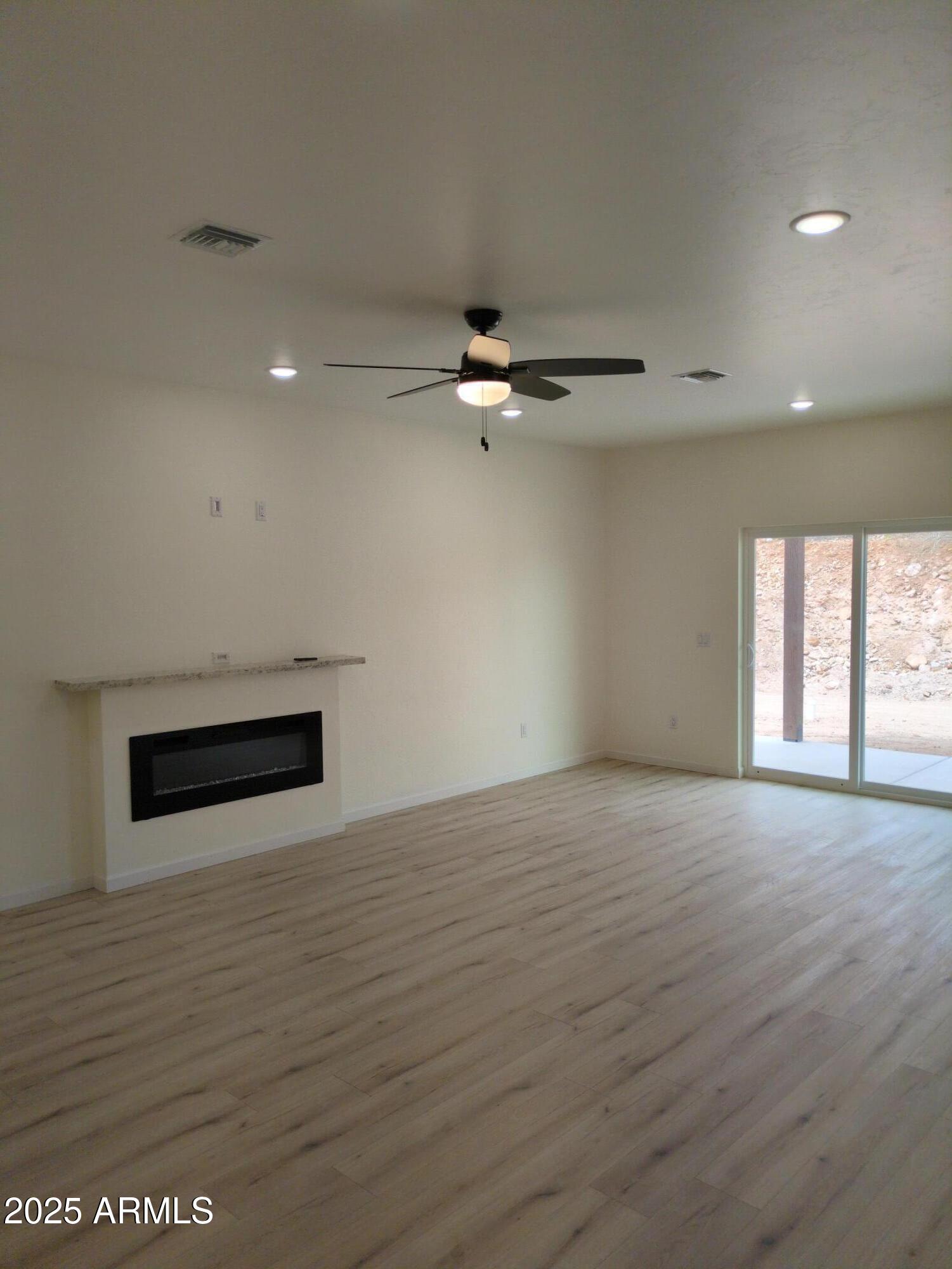 624 West Mohawk Drive Safford, AZ 85546 - Photo 3 of 14 1743017601234426641832343429397 Lee Roge