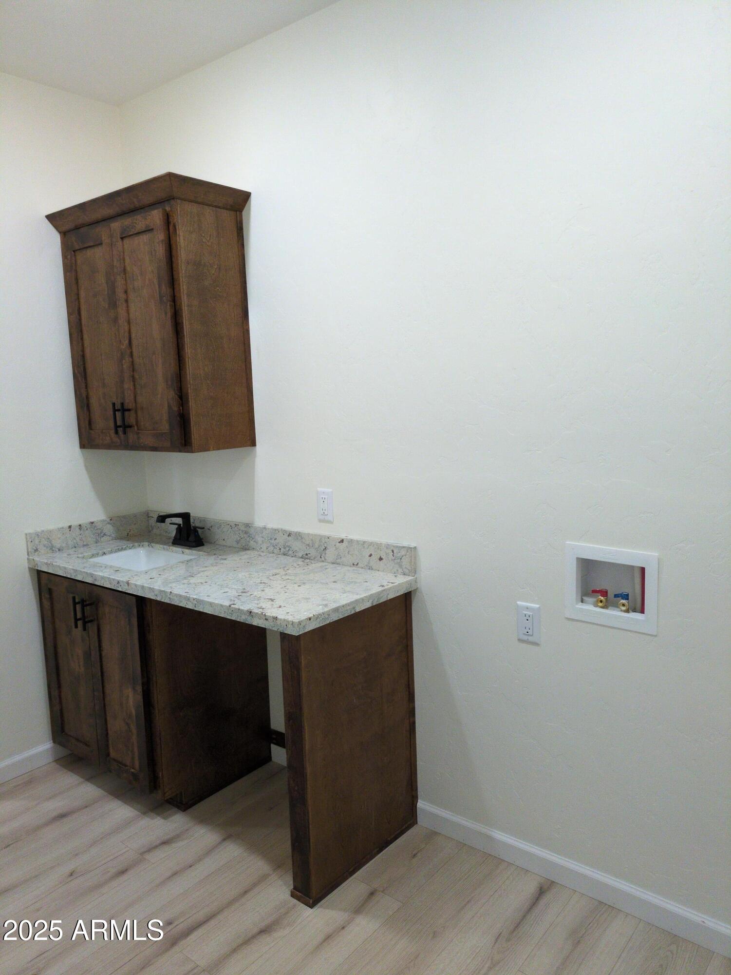 624 West Mohawk Drive Safford, AZ 85546 - Photo 10 of 14 17430178801168570792697511352197 Lee Rog