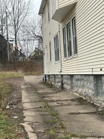 $1,600 | 625 East Utica Street, Buffalo, NY 14211