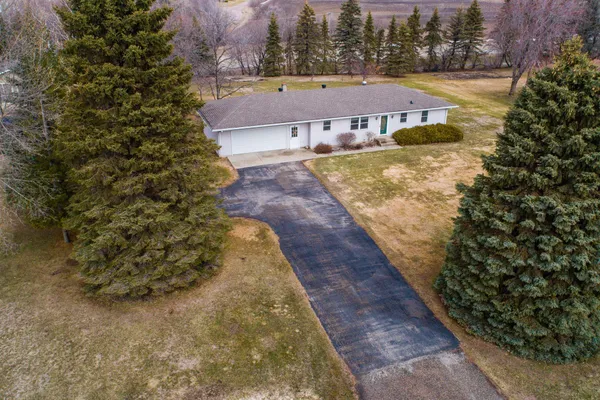 $289,900 | 2809 Bayview Heights Drive, Fergus Falls, MN 56537