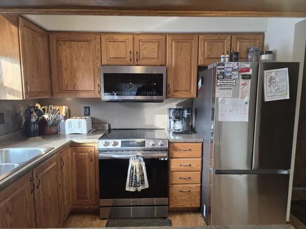 $284,900 | 2809 Bayview Heights Drive, Fergus Falls, MN 56537