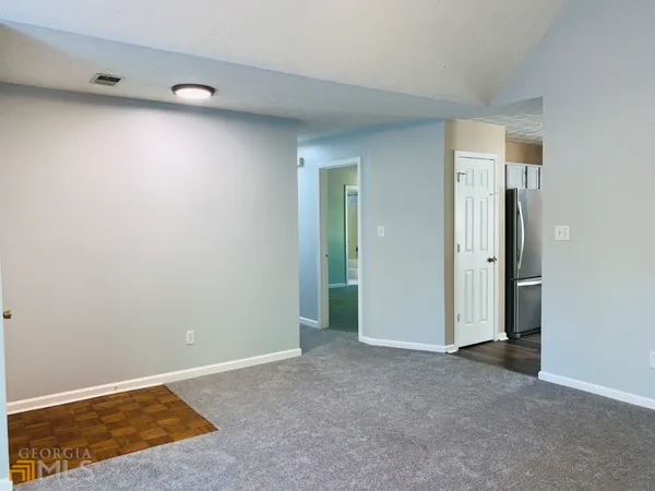 $2,450 | 30 Standing Rock Road, Senoia, GA 30276