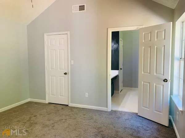 $2,450 | 30 Standing Rock Road, Senoia, GA 30276