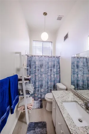 $1,900 | 722 White Pine Tree Road, Unit 82, Venice, FL 34285