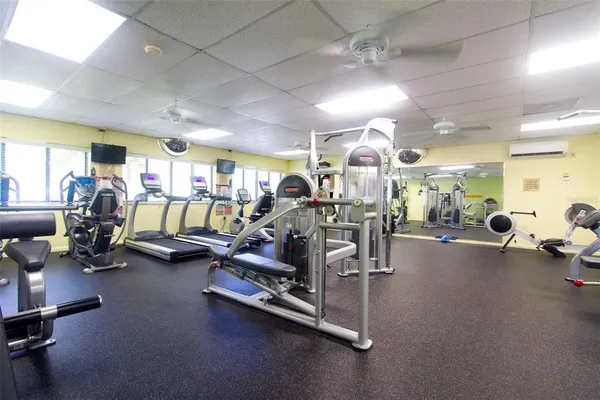 $1,900 | 722 White Pine Tree Road, Unit 82, Venice, FL 34285