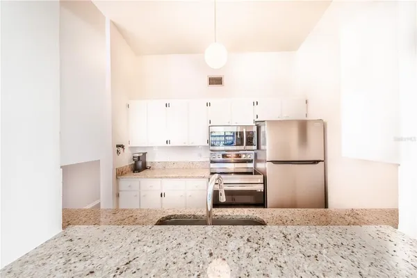 $1,900 | 722 White Pine Tree Road, Unit 82, Venice, FL 34285