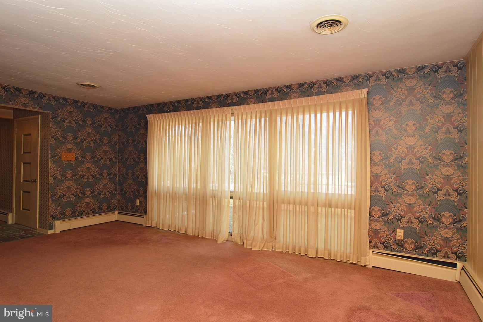194 Pennypacker Road Mohnton, PA 19540 - Photo 4 of 30 Gallery Image 4