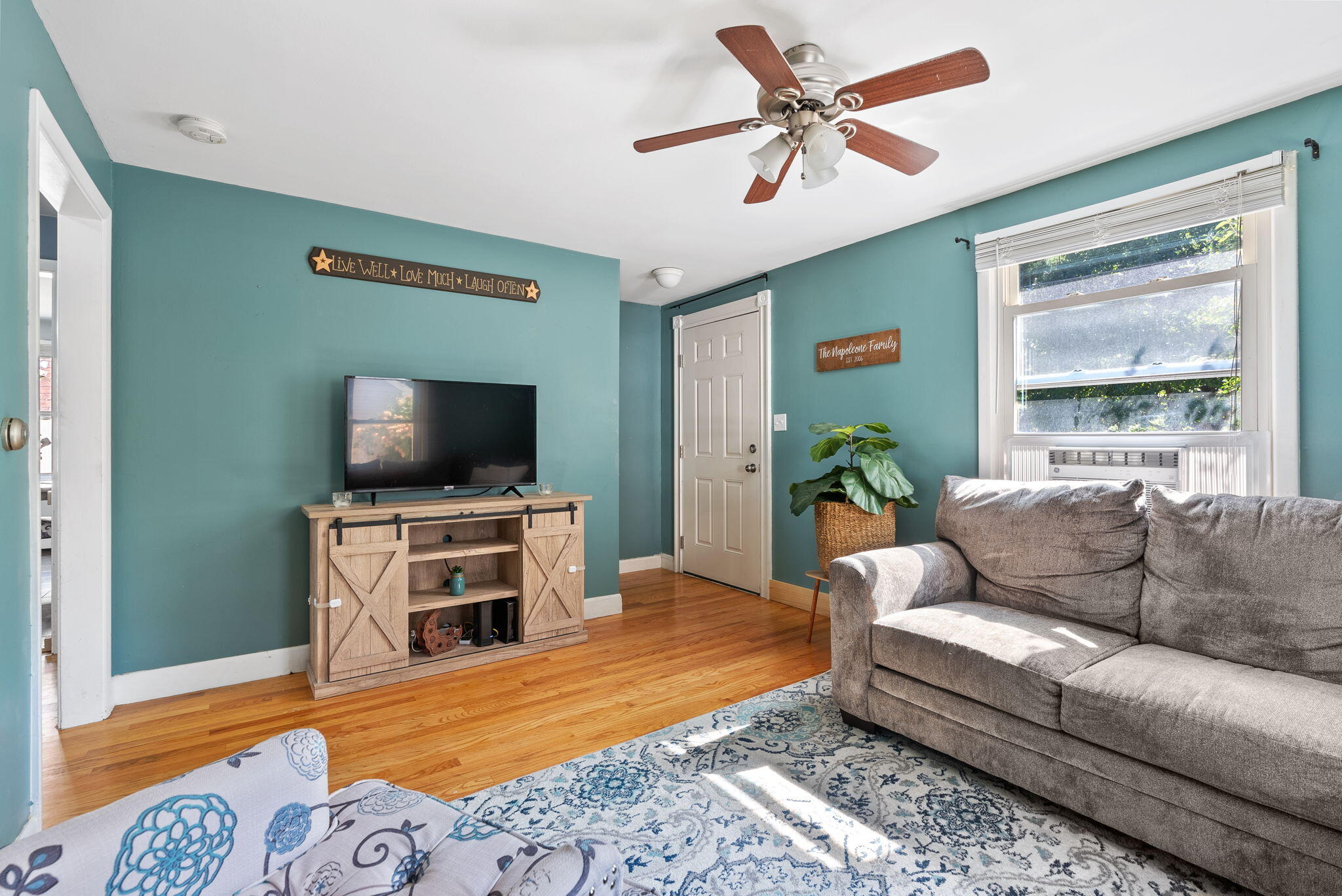 51 Wythburn Road South Portland, ME 04106 - Photo 11 of 24 17-web-or-mls-DSC09741