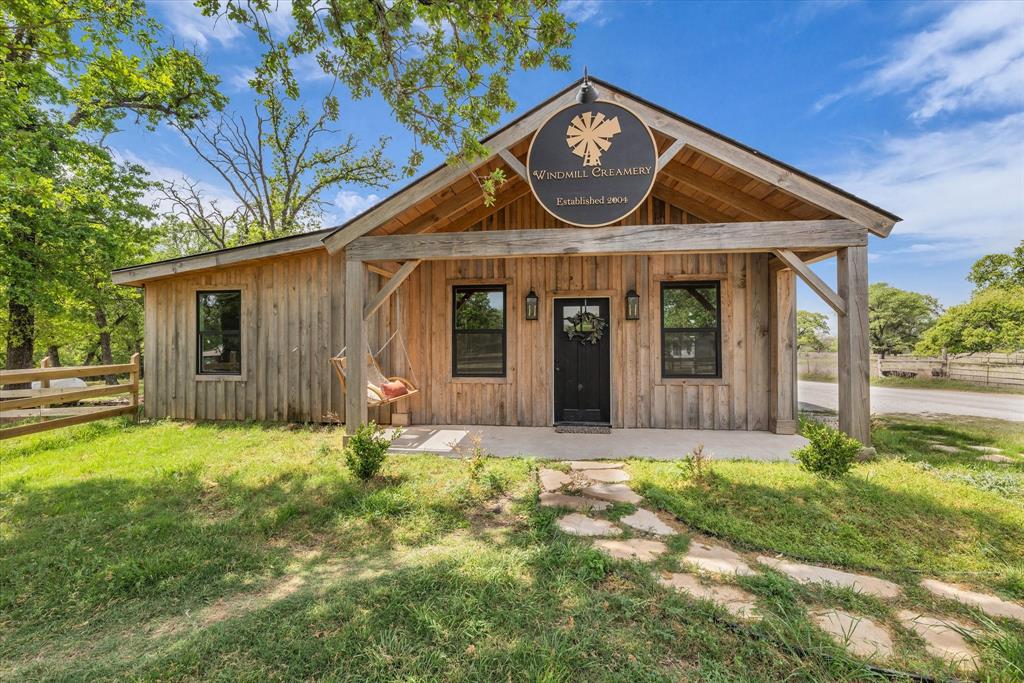 261 Windmill Lane Waco, TX 76705 - Photo 24 of 35 Dairy, storefront